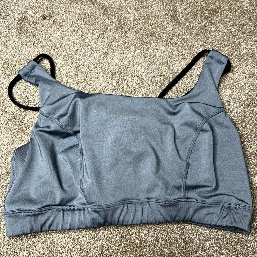 Lane Bryant Livi Active Strappy Back Bra Sports Bra 18